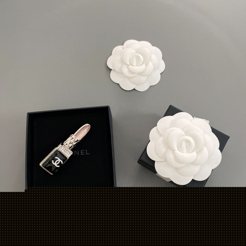 Ch*el brooches
